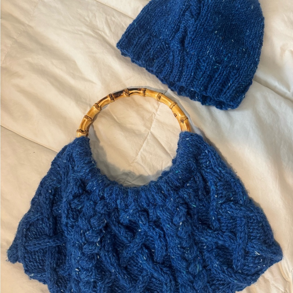 Hand Knit vintage Bag and Hat Set with Bamboo Handle